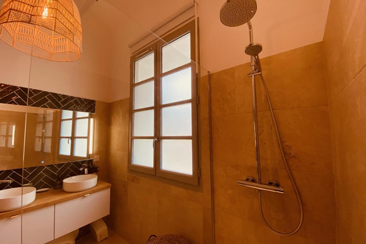 La Terra Nostra - Townhouse - Swimming Pool Villa นีมส์ ภายนอก รูปภาพ